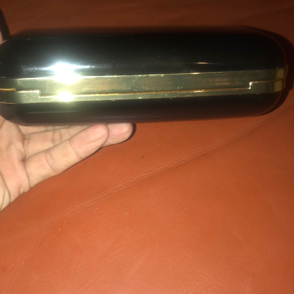 Judith Leiber clutch - Picture 4 of 9